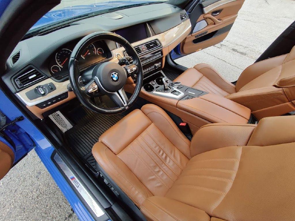BMW M5 Sedan 2014