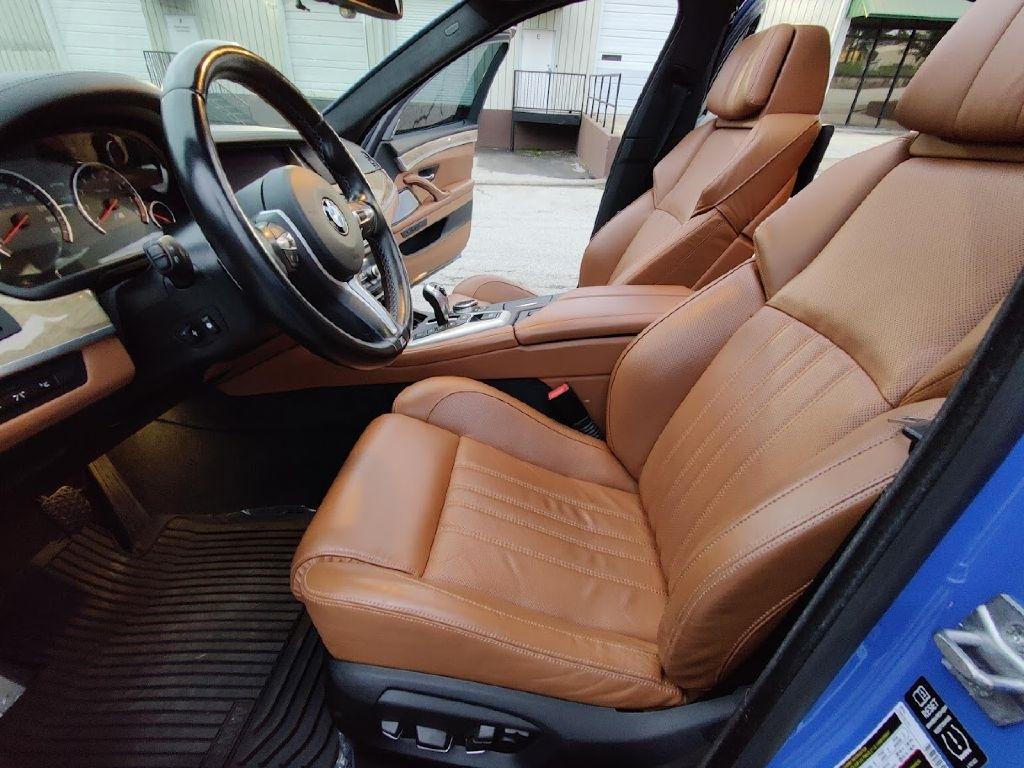 BMW M5 Sedan 2014