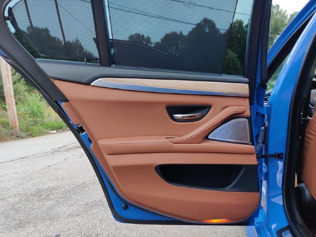 BMW M5 Sedan 2014