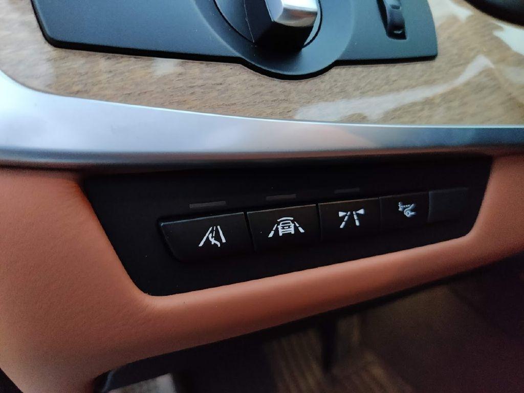 BMW M5 Sedan 2014