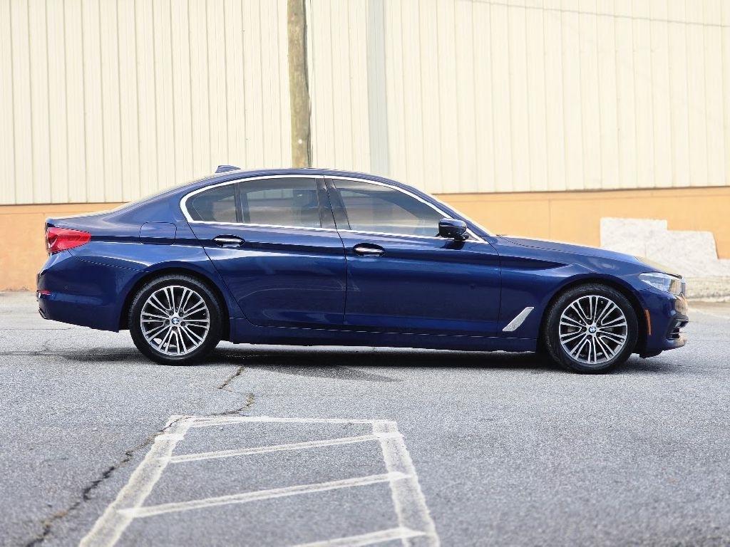BMW 5-Series 540i 2017