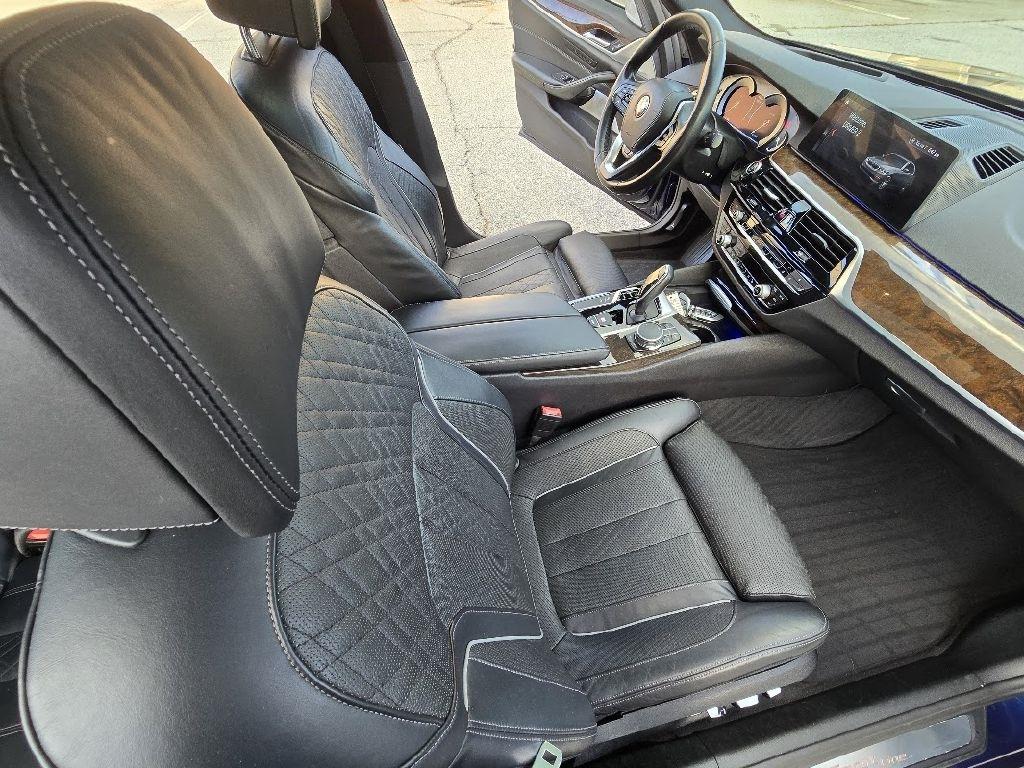 BMW 5-Series 540i 2017