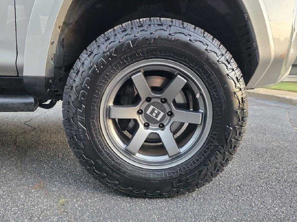 Toyota 4Runner SR5 4WD 2016