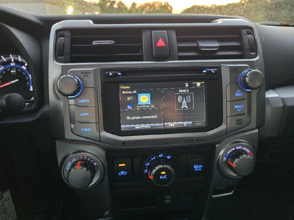 Toyota 4Runner SR5 4WD 2016