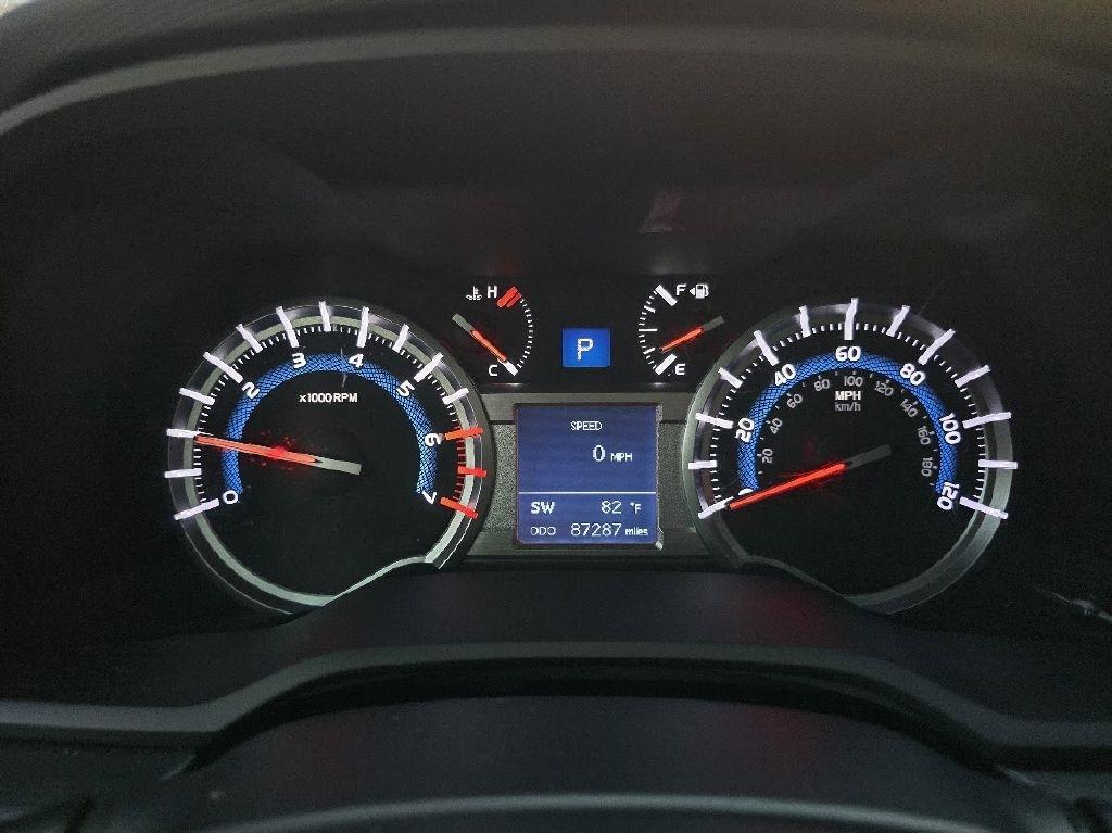 Toyota 4Runner SR5 4WD 2016