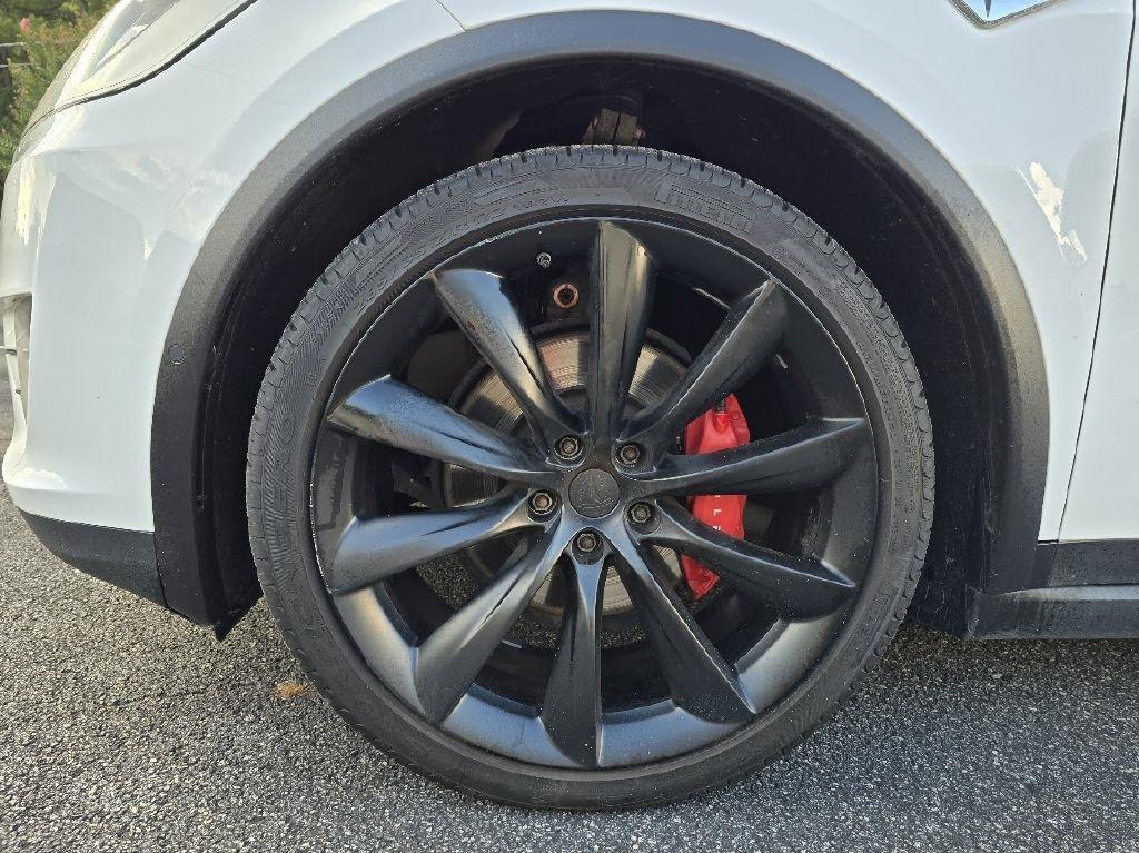 Tesla Model X P90D 2016