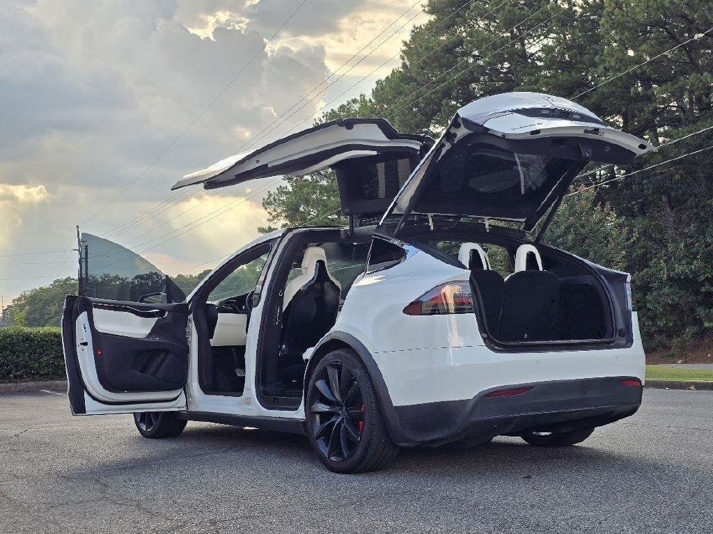 Tesla Model X P90D 2016