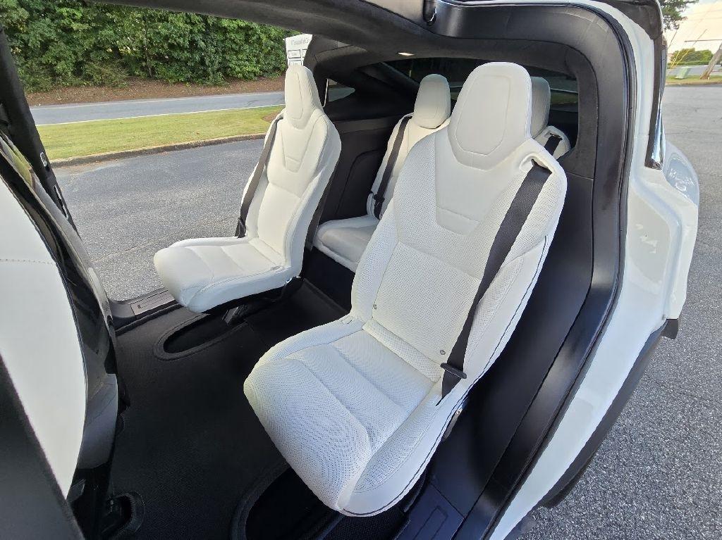 Tesla Model X P90D 2016