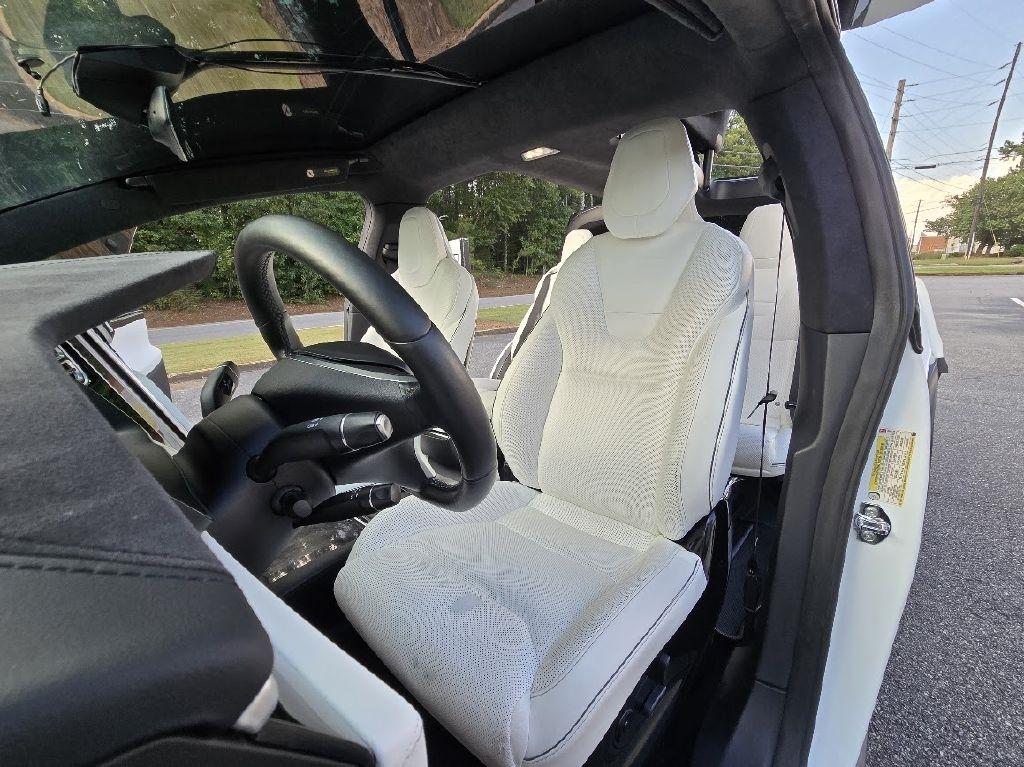 Tesla Model X P90D 2016
