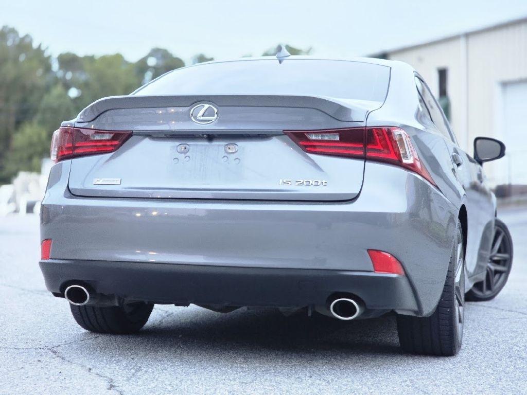 Lexus IS 200t 2016