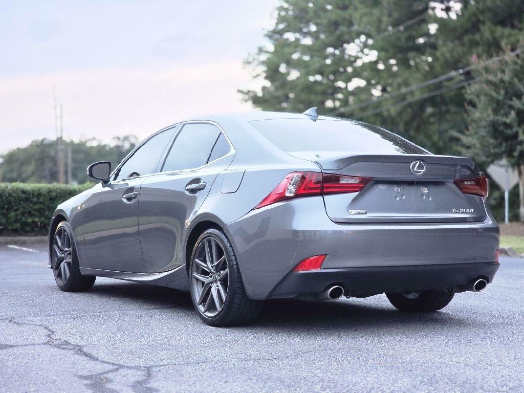 Lexus IS 200t 2016