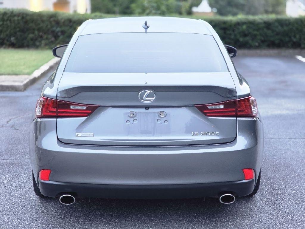 Lexus IS 200t 2016