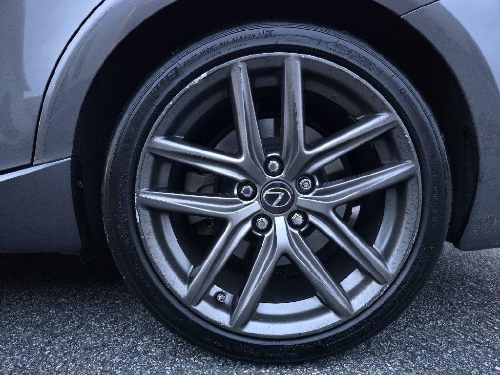 Lexus IS 200t 2016