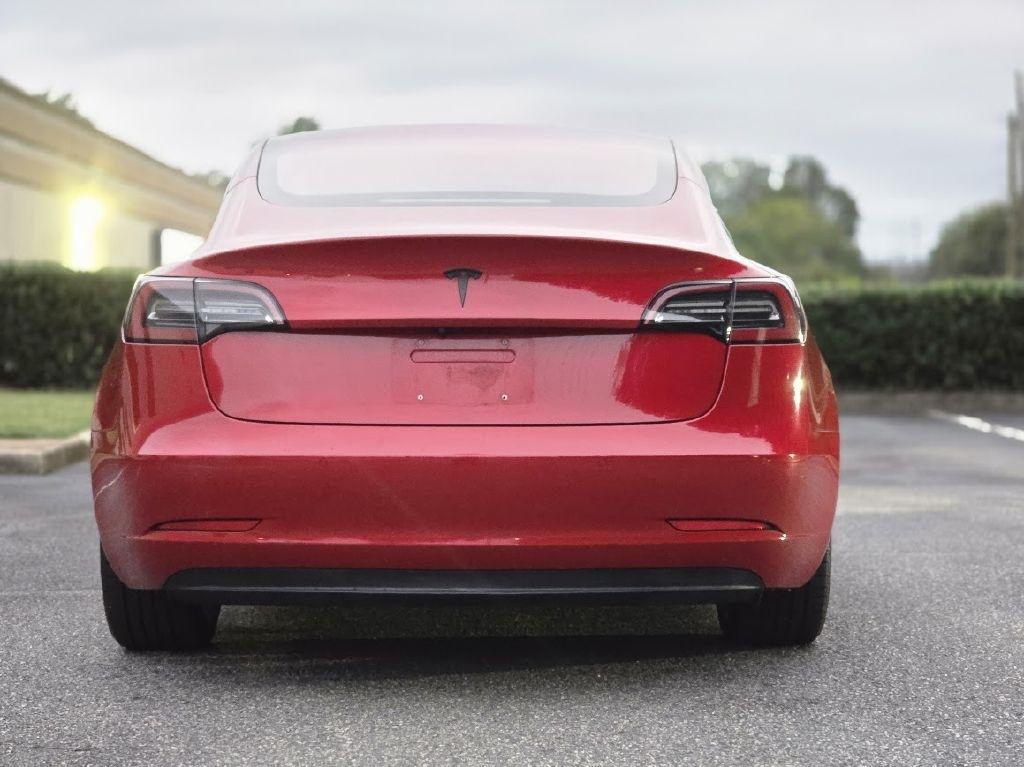 Tesla Model 3 Base 2018