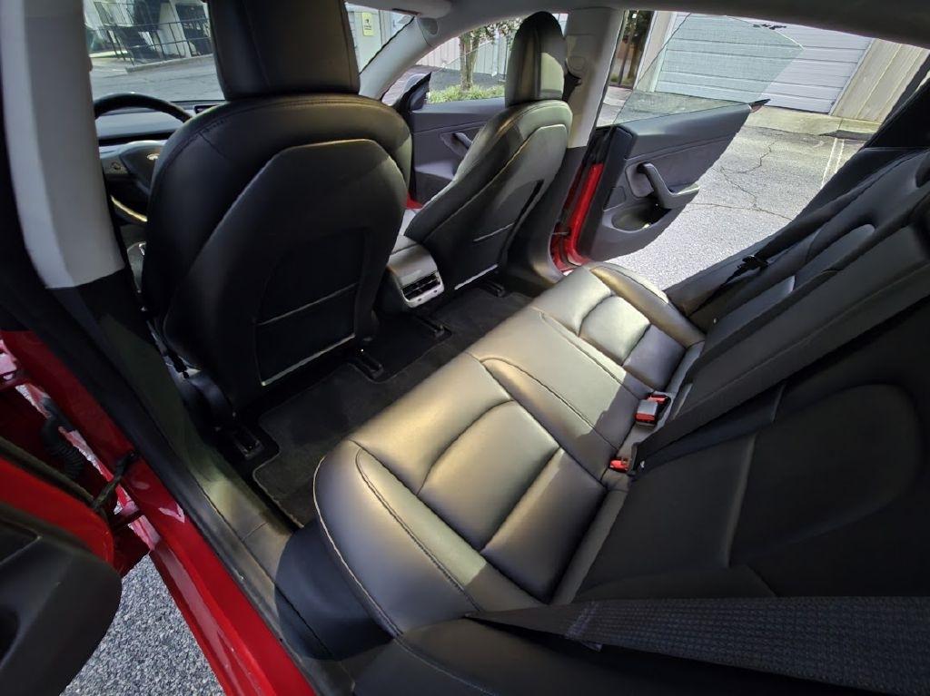 Tesla Model 3 Base 2018