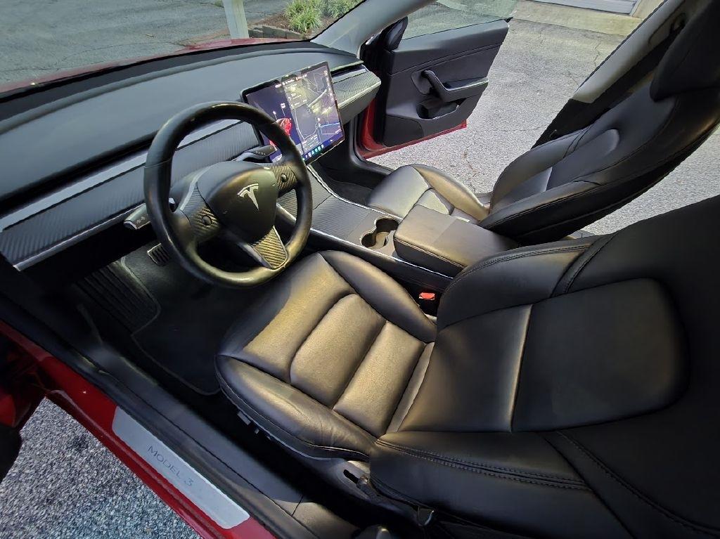 Tesla Model 3 Base 2018