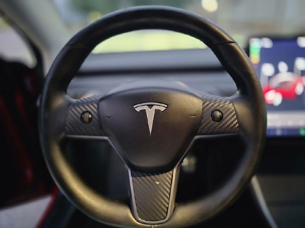 Tesla Model 3 Base 2018