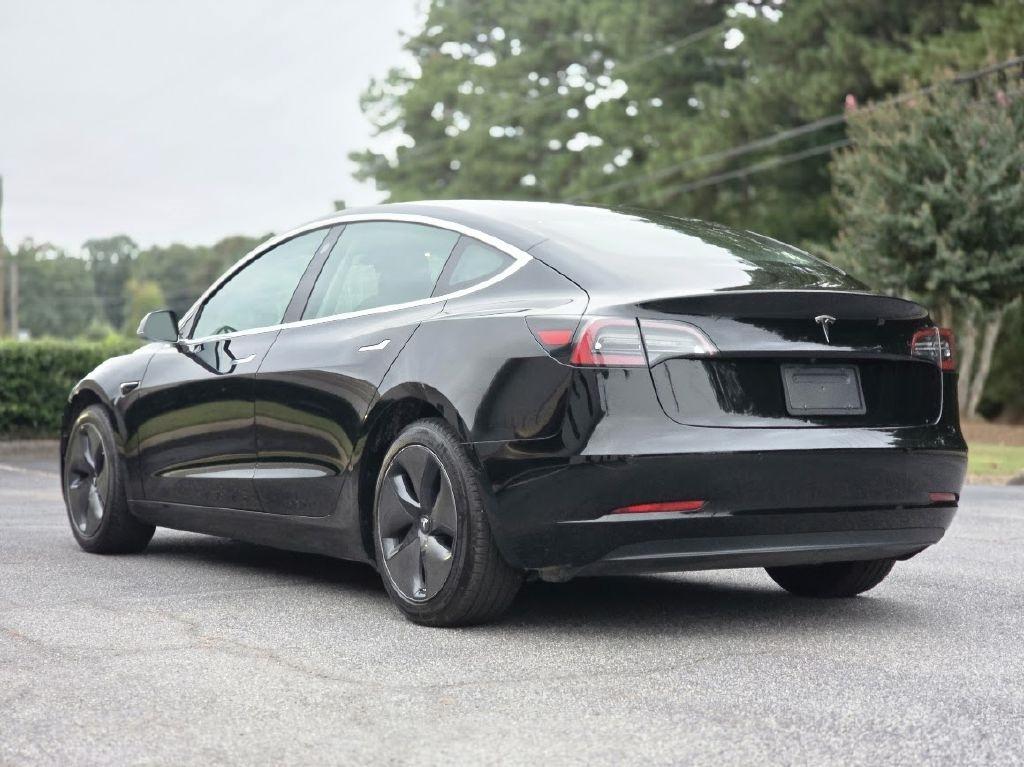 Tesla Model 3 Mid Range 2019