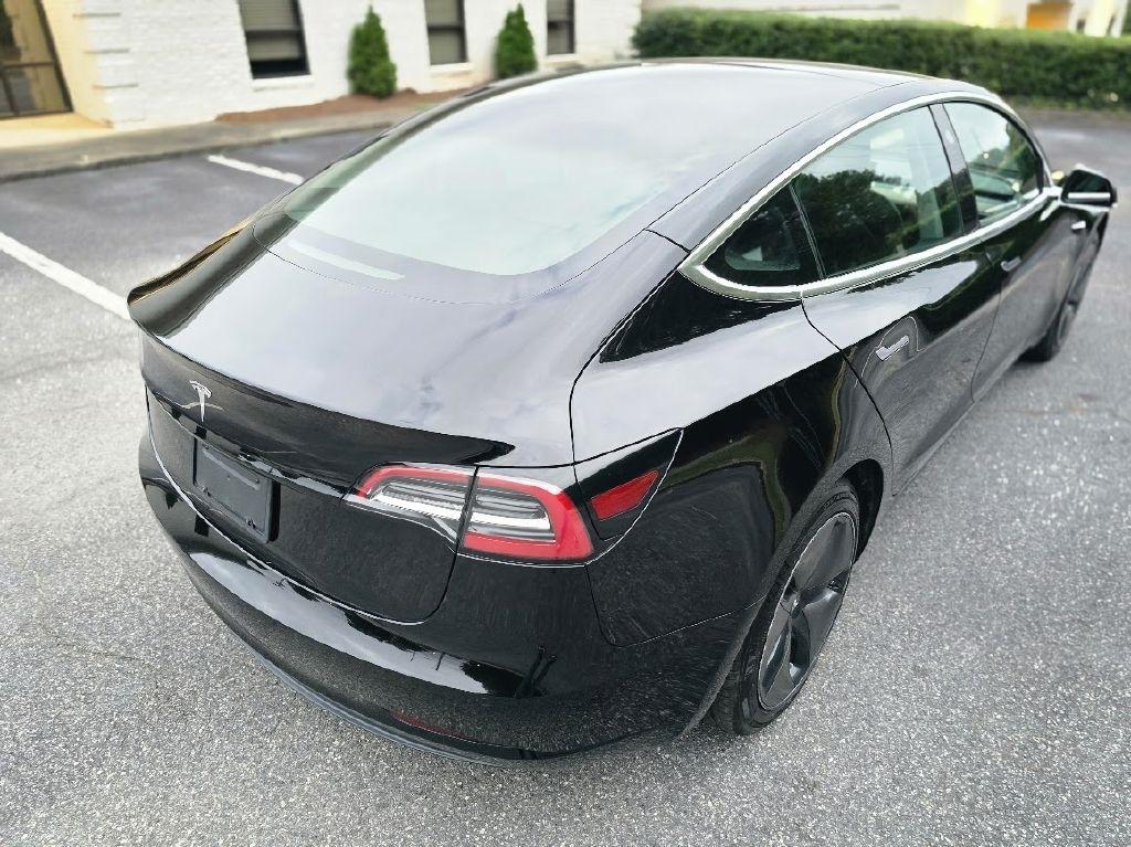 Tesla Model 3 Mid Range 2019