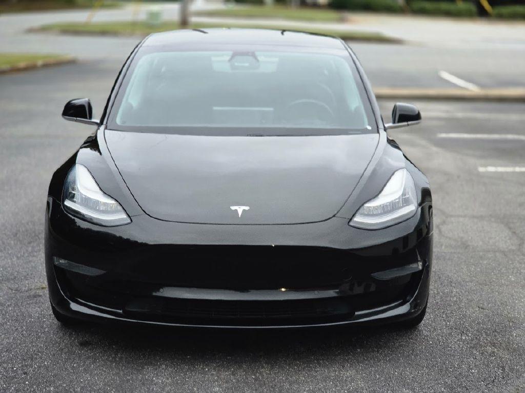 Tesla Model 3 Mid Range 2019