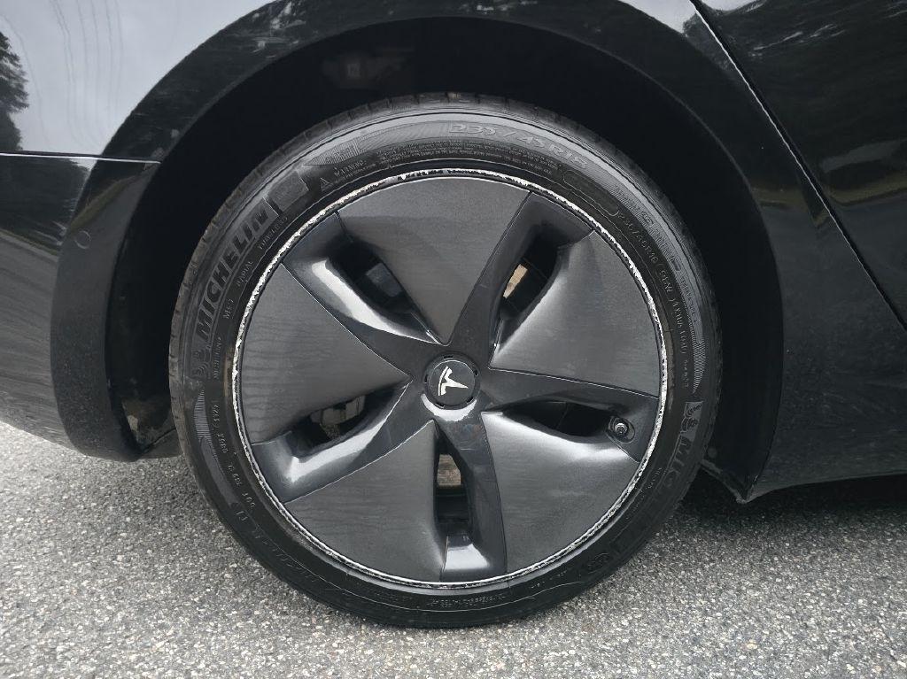 Tesla Model 3 Mid Range 2019