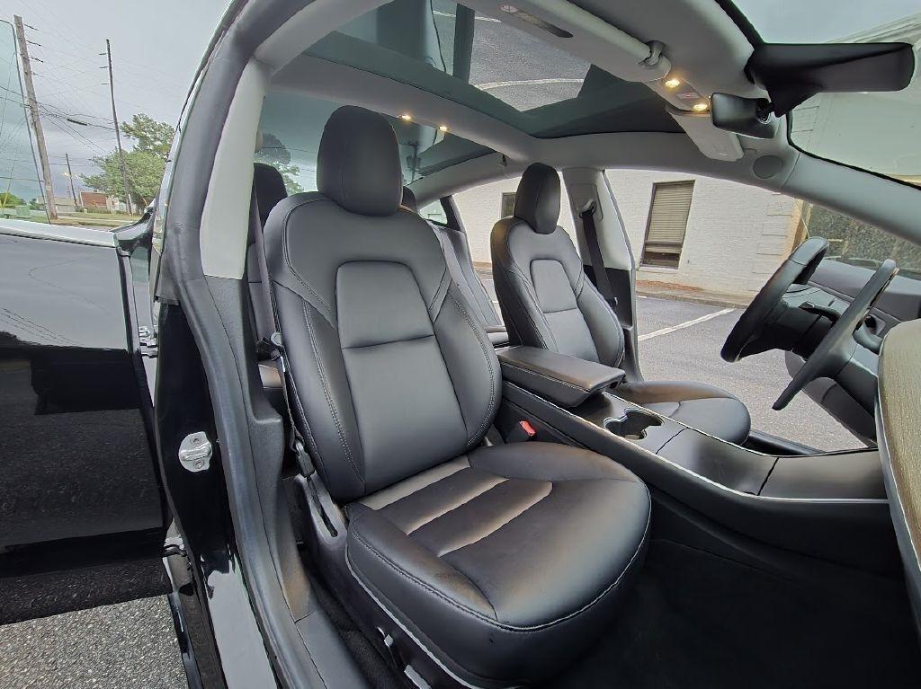 Tesla Model 3 Mid Range 2019