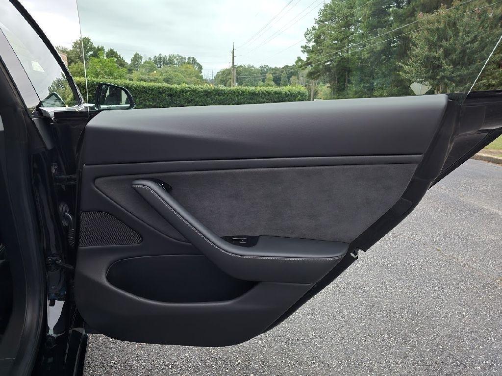Tesla Model 3 Mid Range 2019