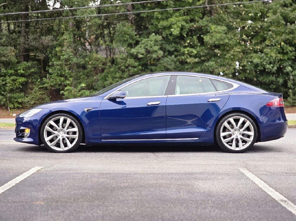 Tesla Model S 90D 2017