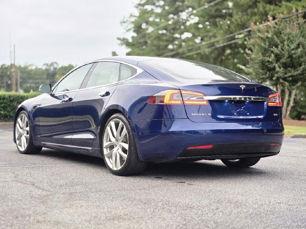 Tesla Model S 90D 2017