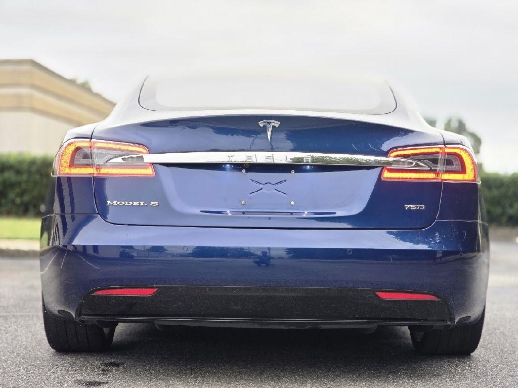 Tesla Model S 90D 2017
