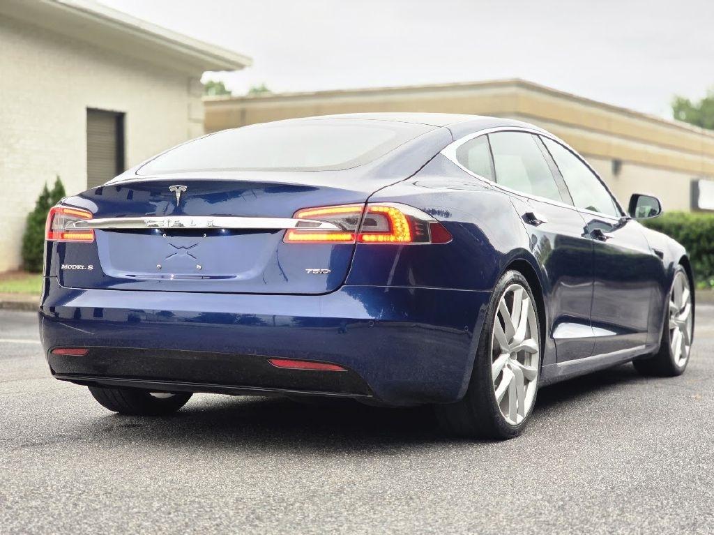 Tesla Model S 90D 2017