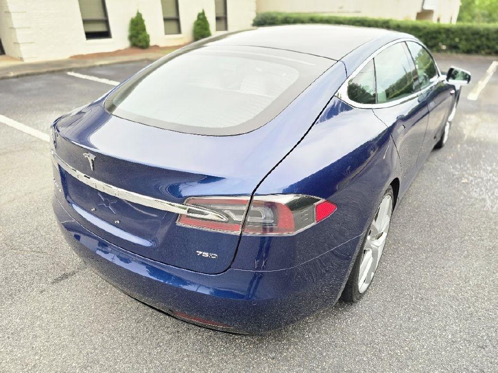 Tesla Model S 90D 2017