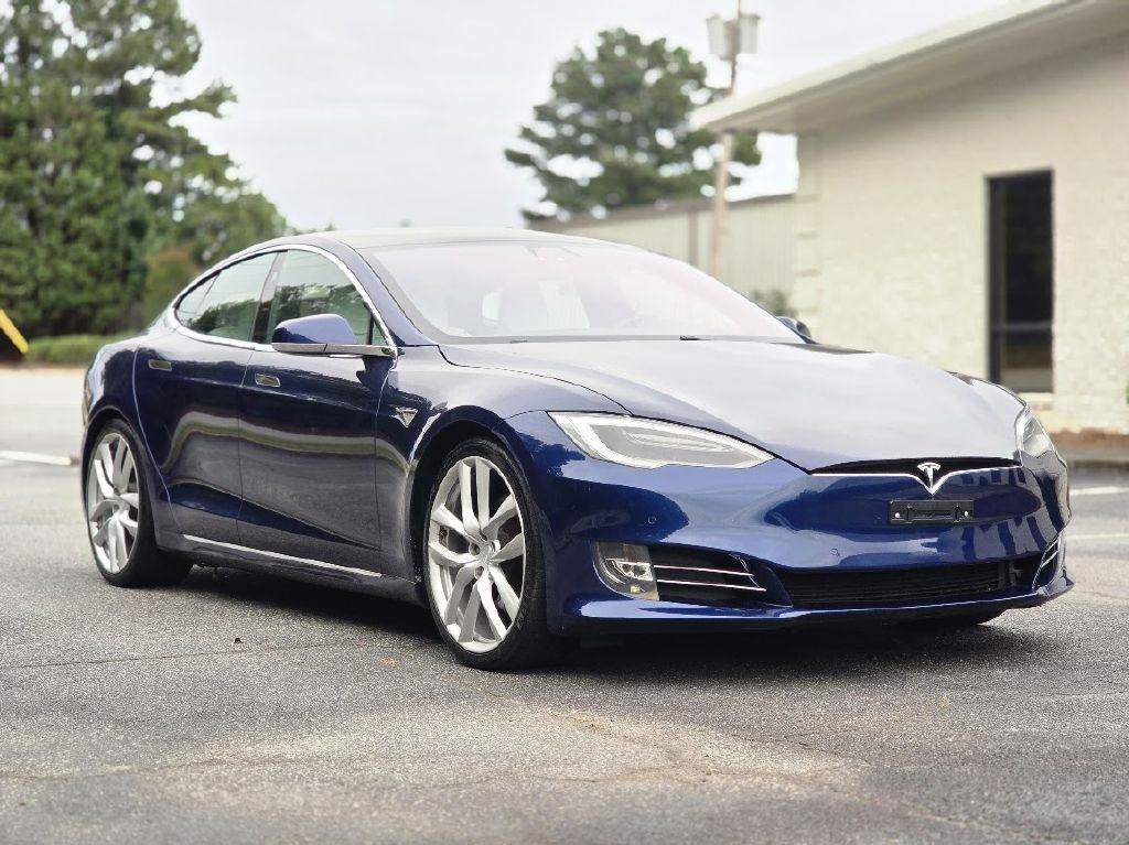Tesla Model S 90D 2017