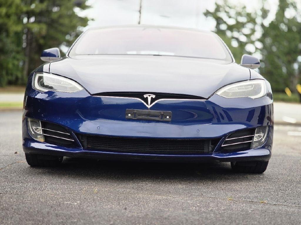 Tesla Model S 90D 2017