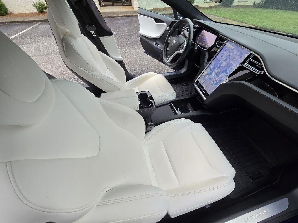 Tesla Model S 90D 2017