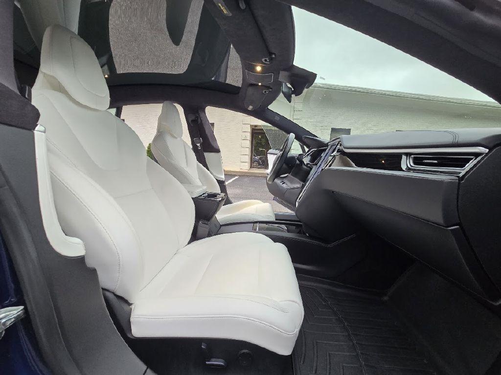Tesla Model S 90D 2017