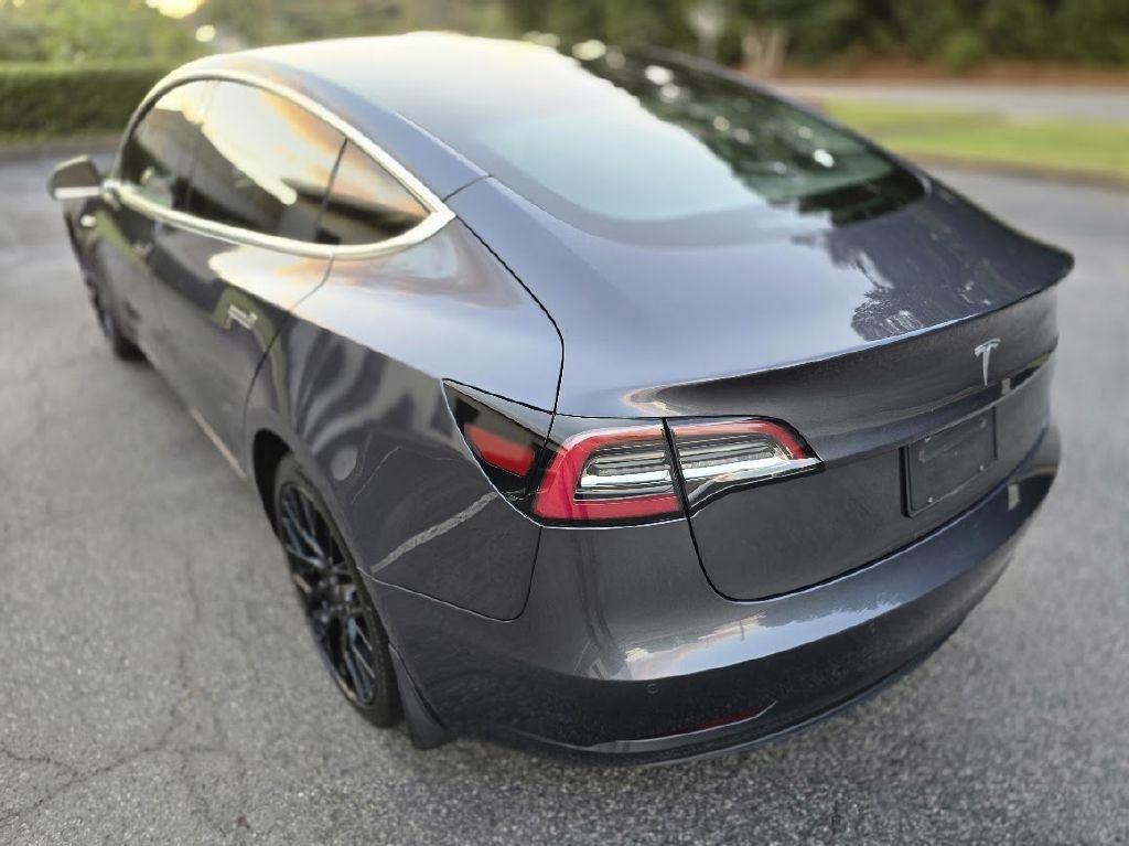Tesla Model 3 Mid Range 2019
