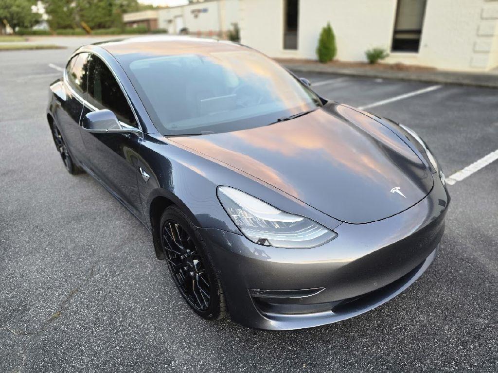 Tesla Model 3 Mid Range 2019