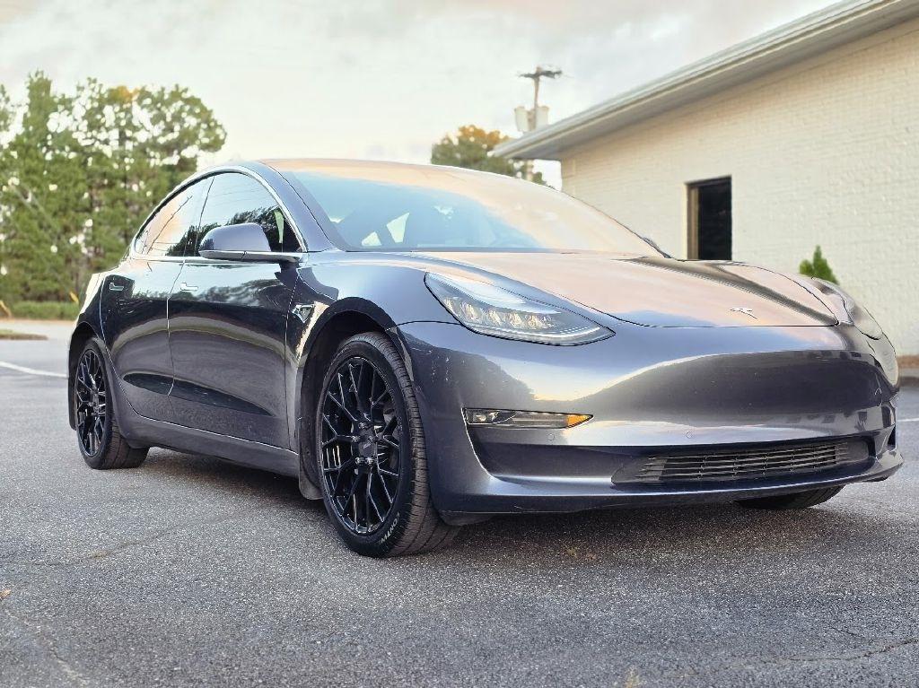 Tesla Model 3 Mid Range 2019