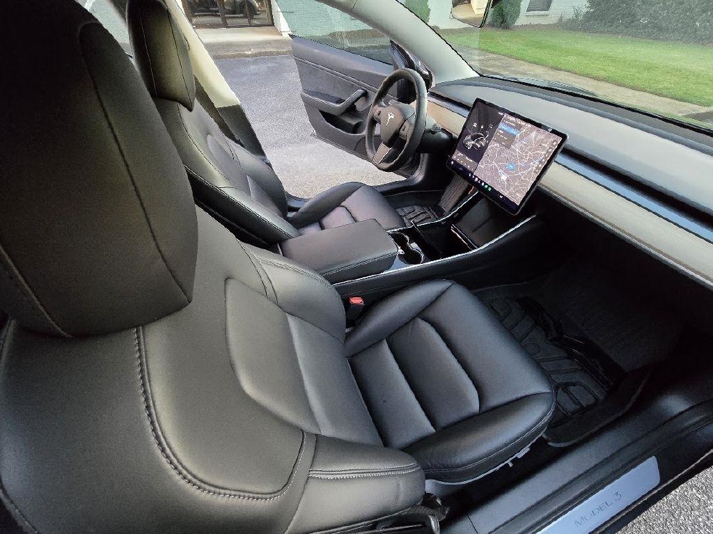 Tesla Model 3 Mid Range 2019