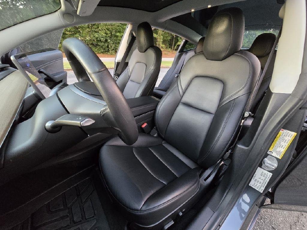 Tesla Model 3 Mid Range 2019