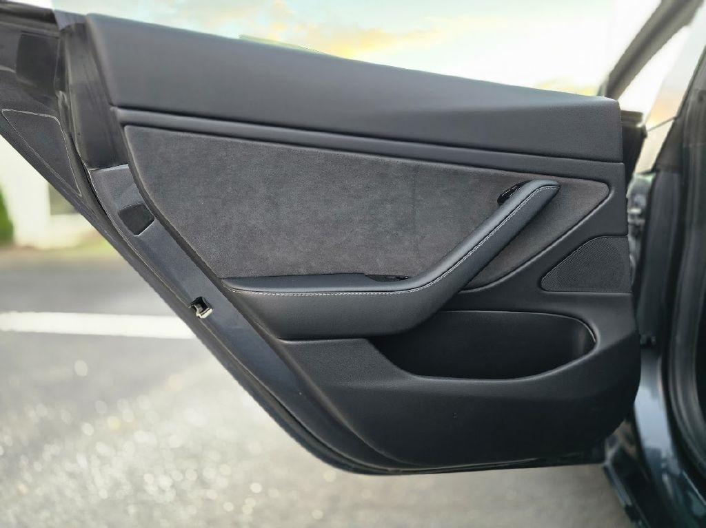 Tesla Model 3 Mid Range 2019
