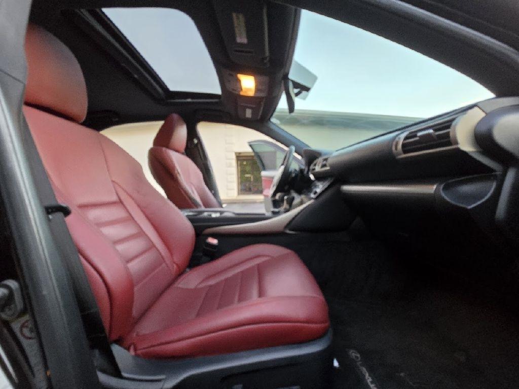 Lexus IS 250 RWD 2014