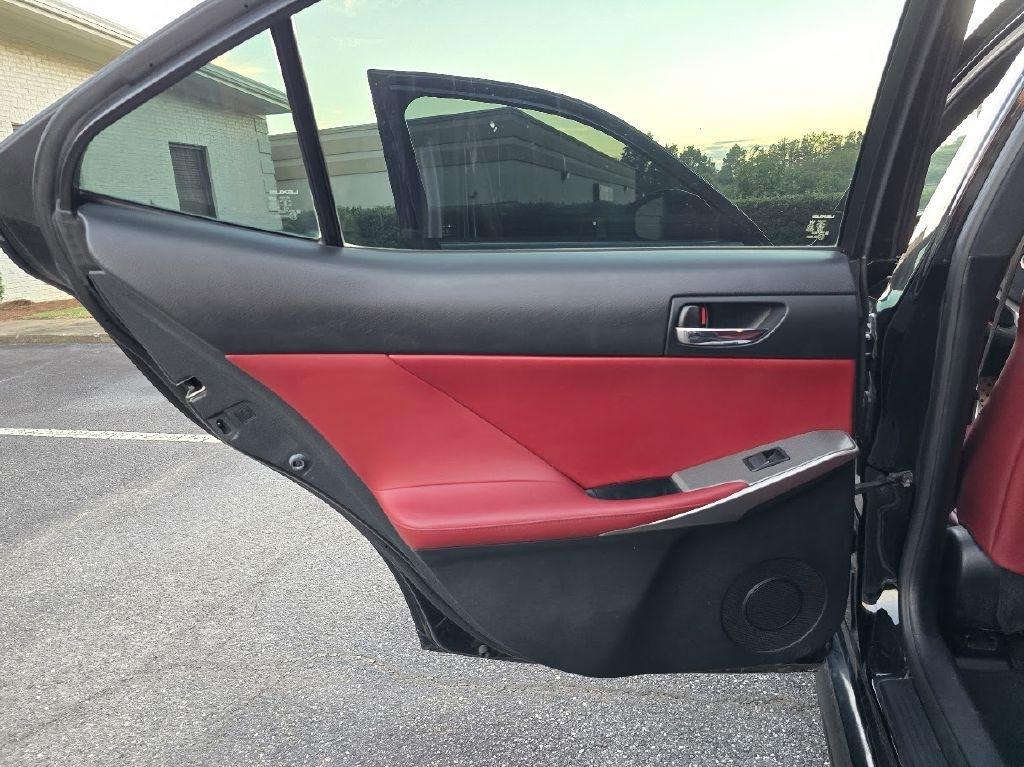 Lexus IS 250 RWD 2014