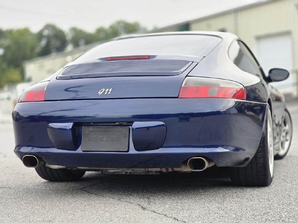 Porsche 911 Carrera 4S 2002