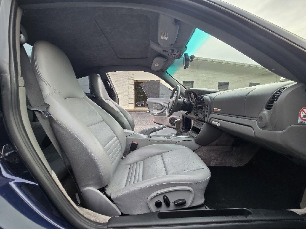 Porsche 911 Carrera 4S 2002