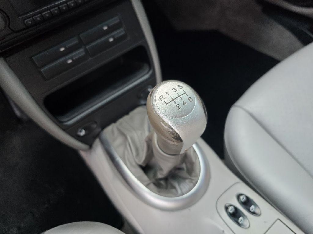 Porsche 911 Carrera 4S 2002