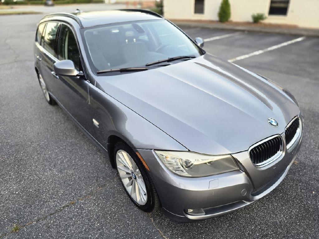 BMW 3-Series Sport Wagon 328i xDrive 2011