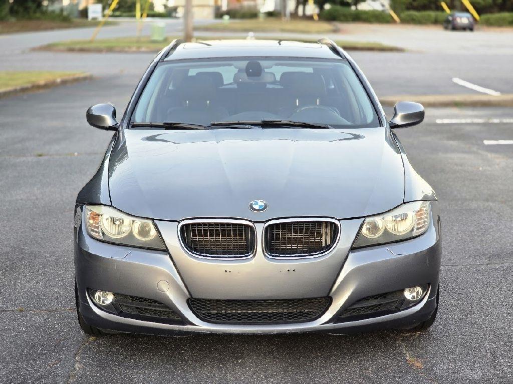 BMW 3-Series Sport Wagon 328i xDrive 2011