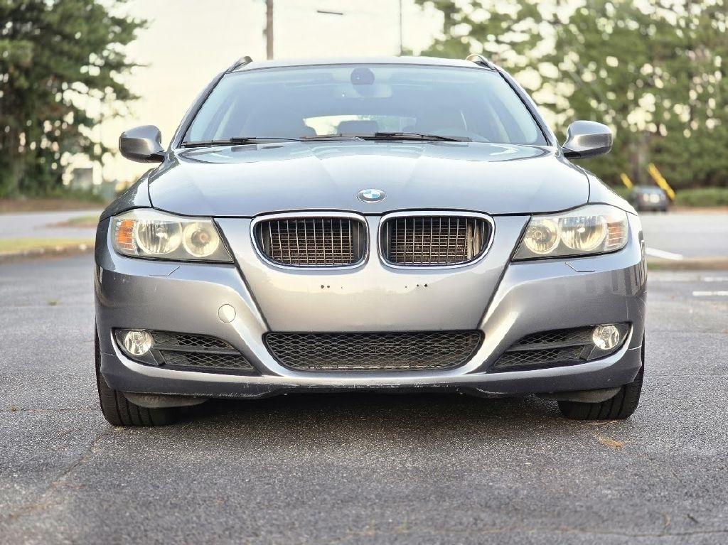 BMW 3-Series Sport Wagon 328i xDrive 2011